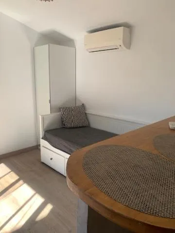 studio avec exterieur Eyragues France